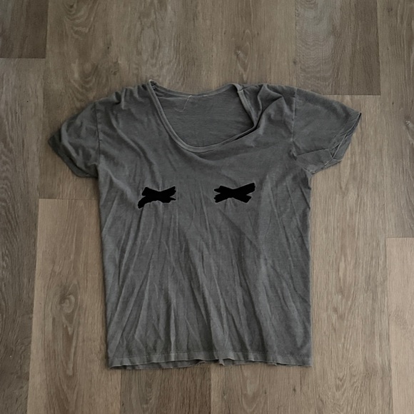 Urban Outfitters Tops - Gray Women’s oversized Graphic Tee